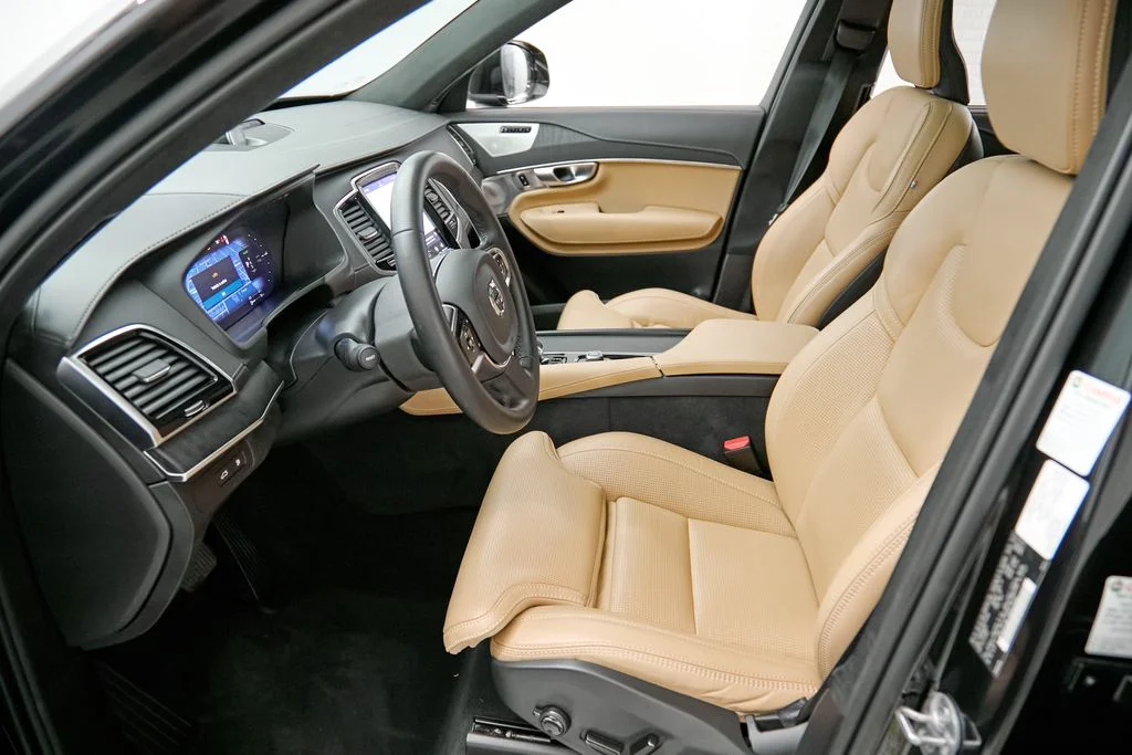 Certified Used 2024 Onyx Black Volvo Ultimate image 16