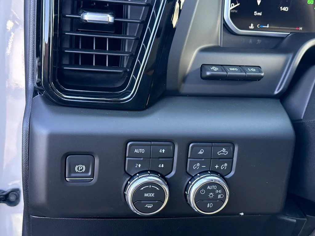 2026 GMC Sierra 2500HD AT4 - Photo 20