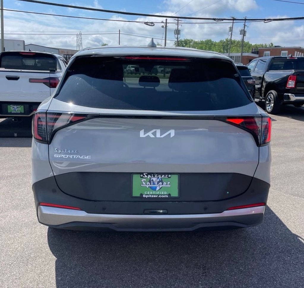 Used 2026 Gray Kia EX image 5