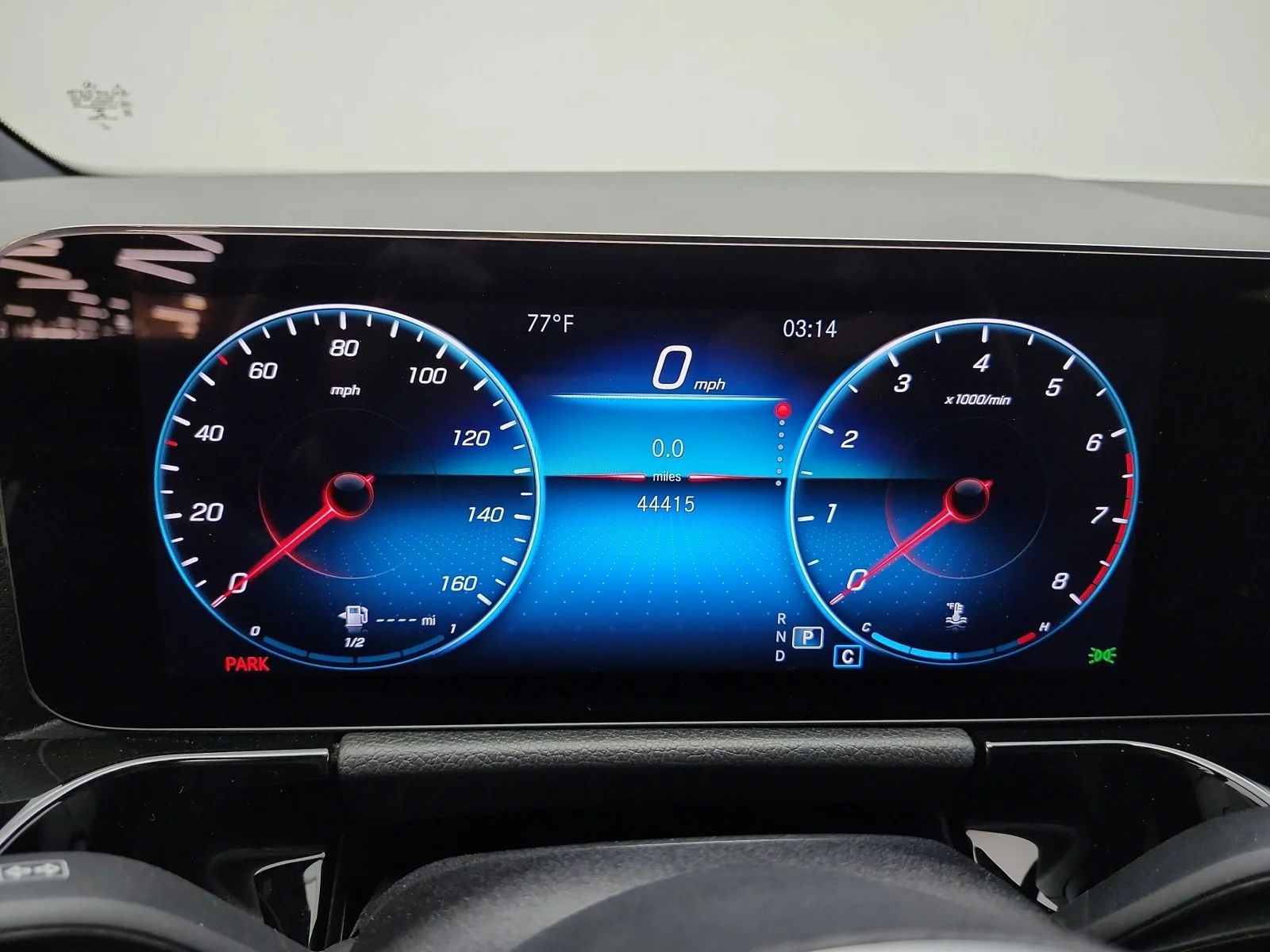 Used 2023 Mountain Grey Metallic Mercedes-Benz GLA 250 SUV image 10