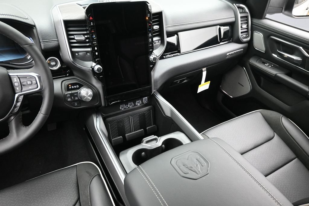New 2026 Bright White Clear-Coat Exterior Paint RAM Laramie image 15