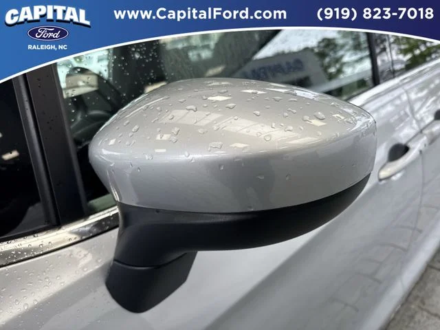 Used 2023 Silver Chrysler LX image 12