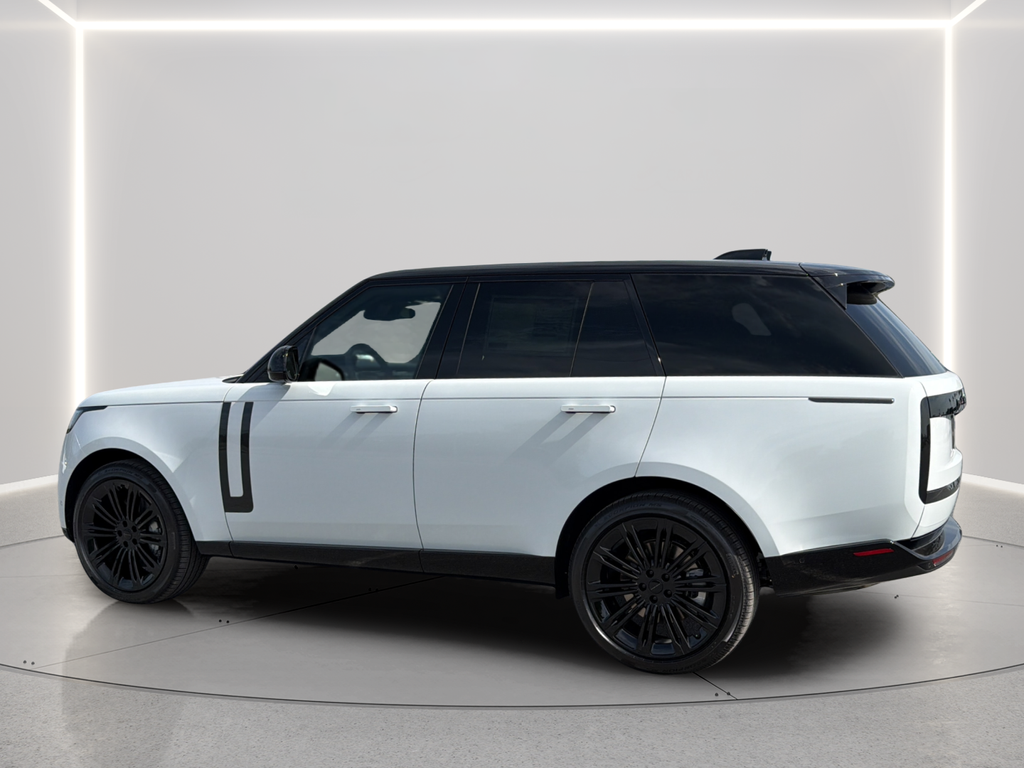 New 2026 Fuji White Land Rover SE image 14