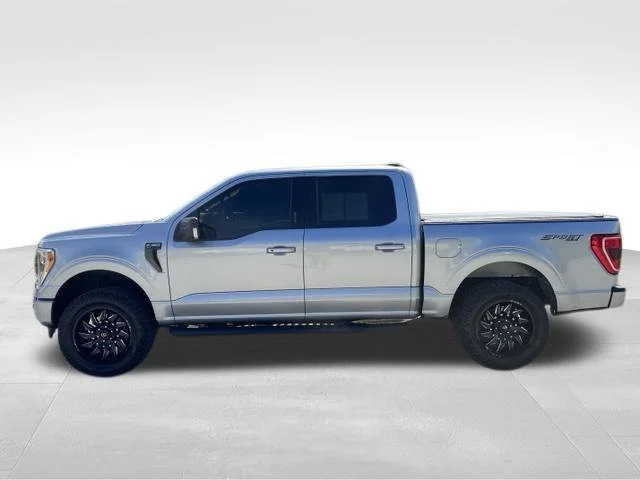 Used 2021 Silver Ford XLT image 4