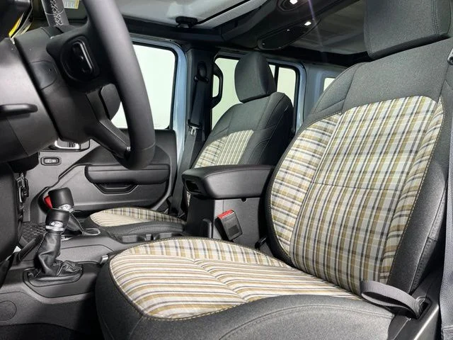 Used 2026 White Jeep 85th Anniversary Edition image 17
