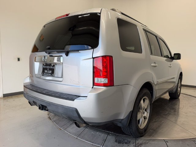 Used 2010 Alabaster Silver Metallic Honda EX image 27