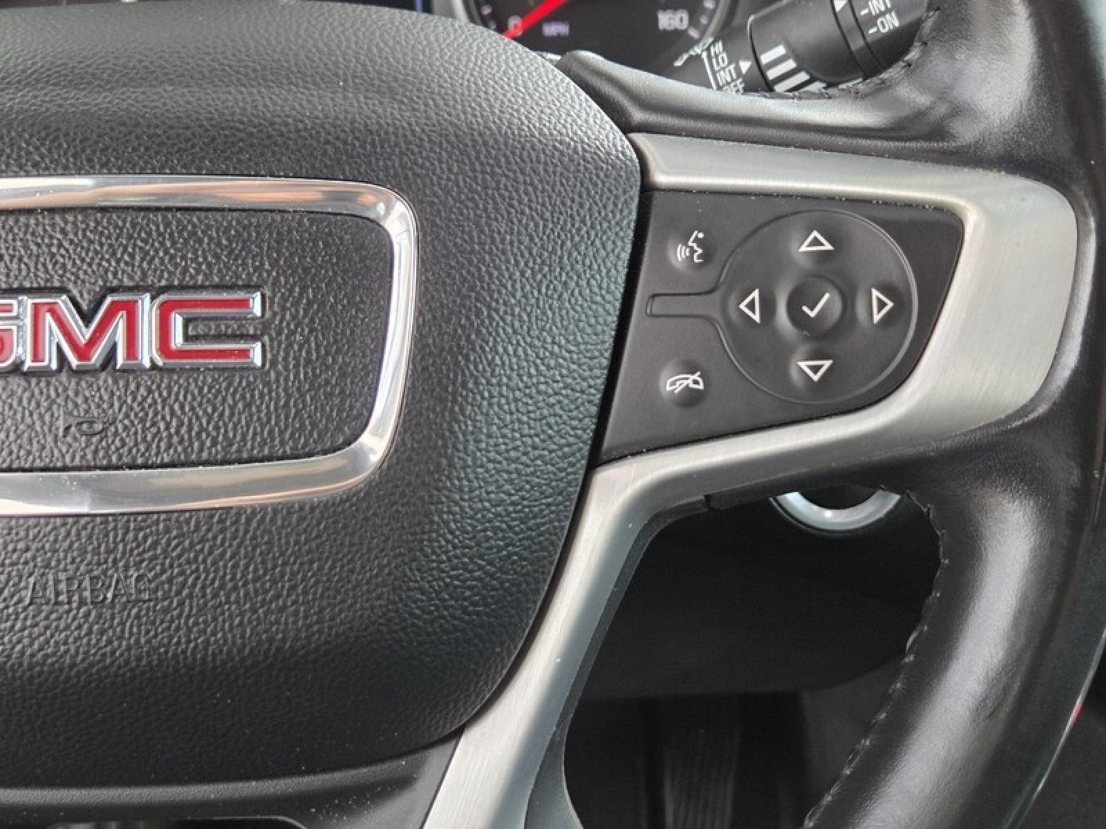 Used 2020 GRAY GMC SLT image 26