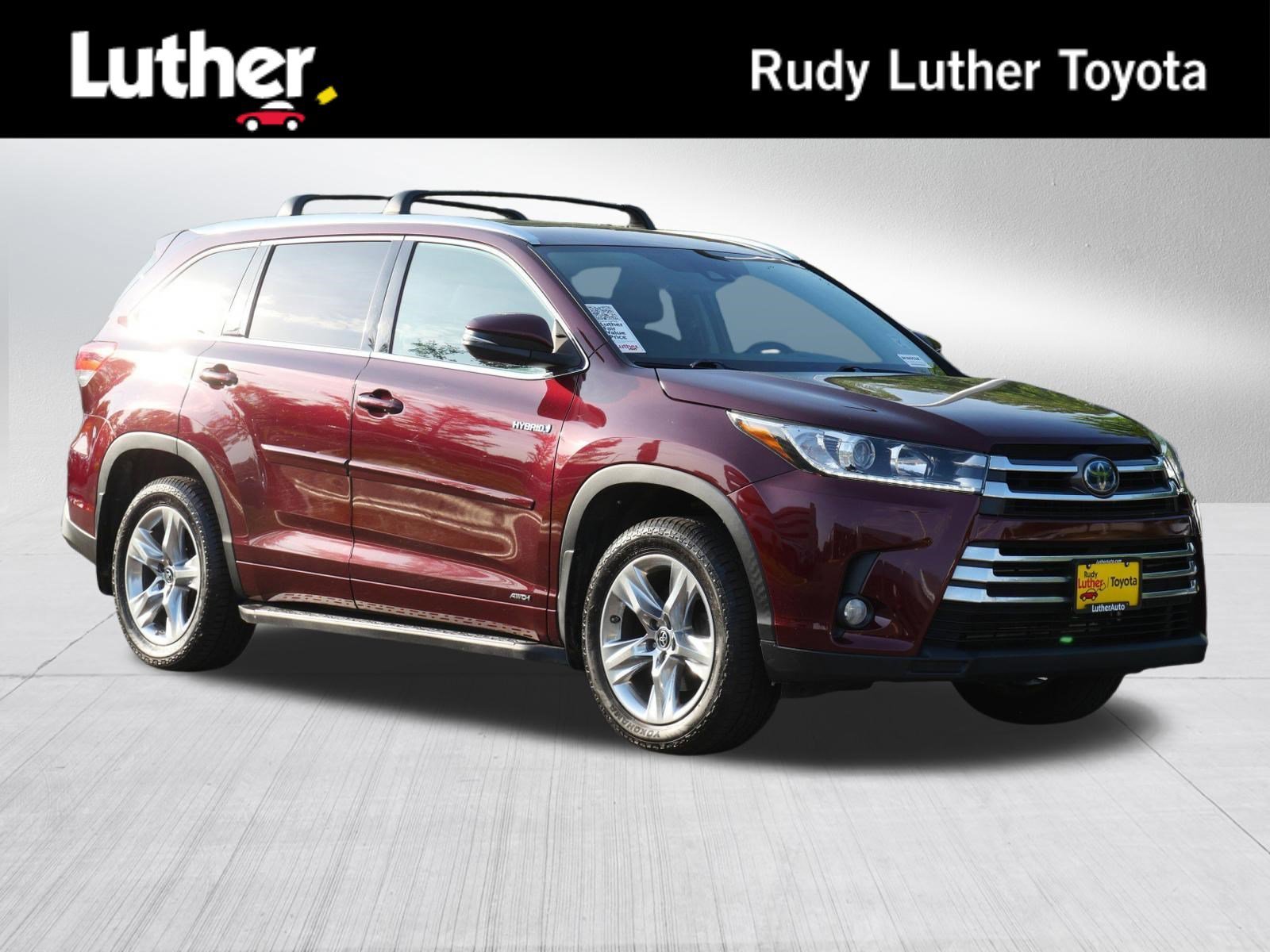 2017 Toyota Highlander Limited Hybrid 4x4's photo