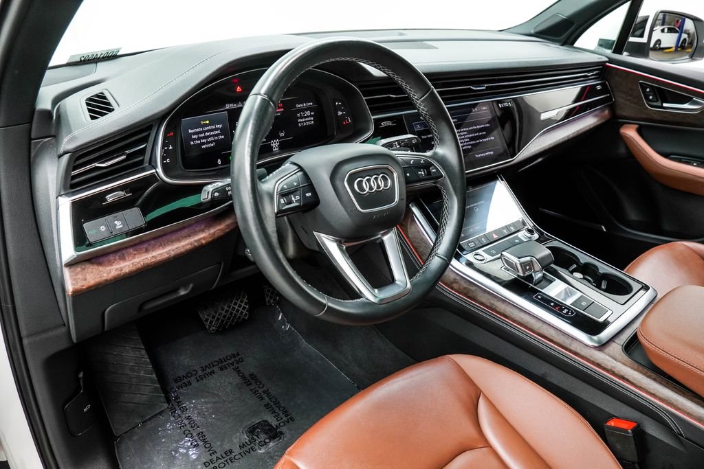 Used 2025 White Audi 55 Premium Plus image 21