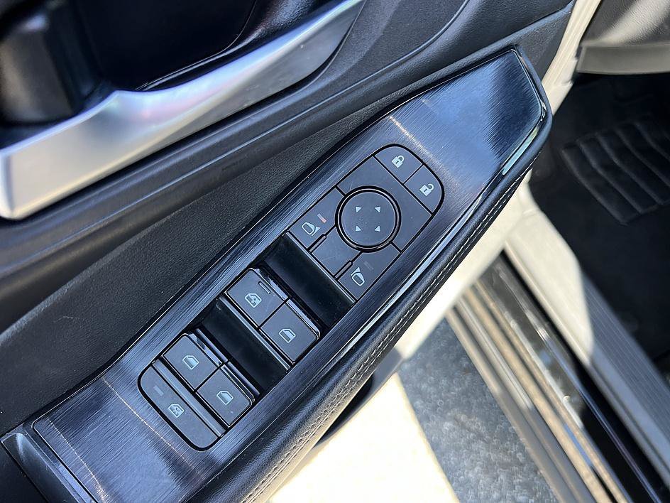 Certified Used 2025 Super Black Nissan SV image 20
