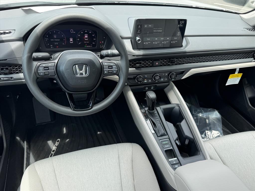 New 2026 Platinum White Pearl Honda LX image 8