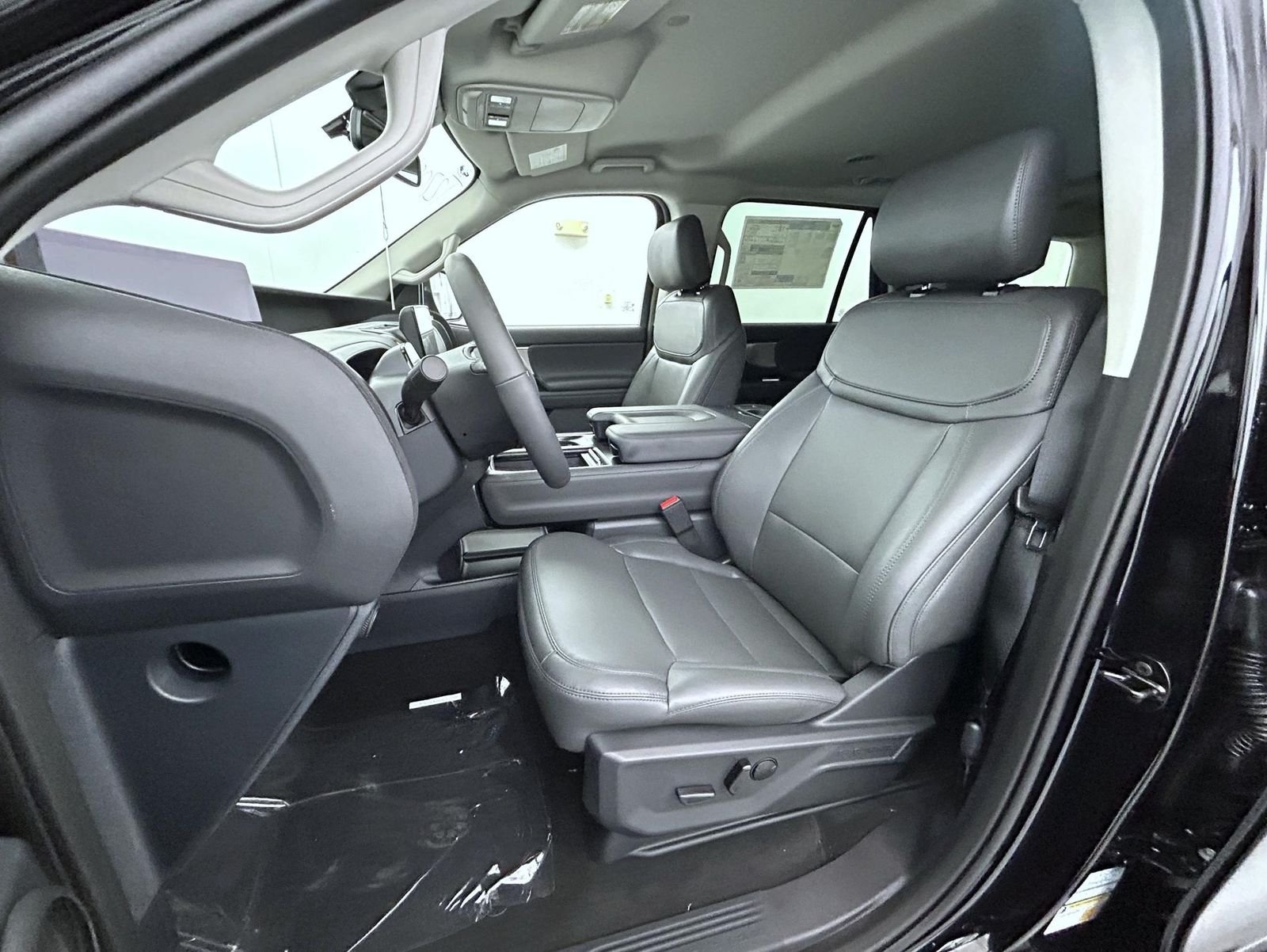 New 2027 Agate Black Metallic Ford Active image 10