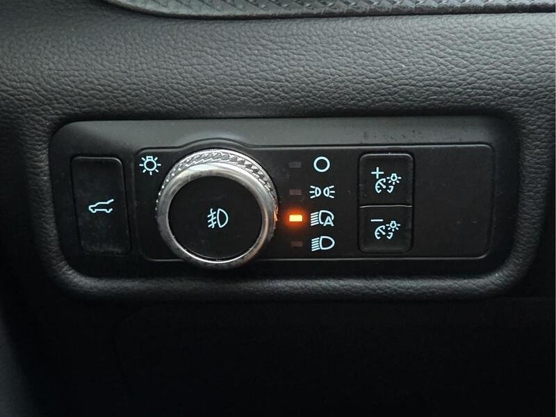 Used 2022 White Metallic FORD ST 4WD image 32