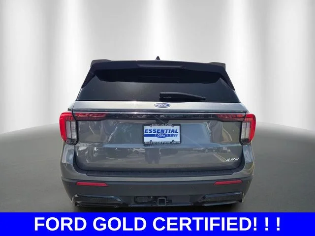 Certified Used 2025 Gray Metallic Ford ST-Line image 4