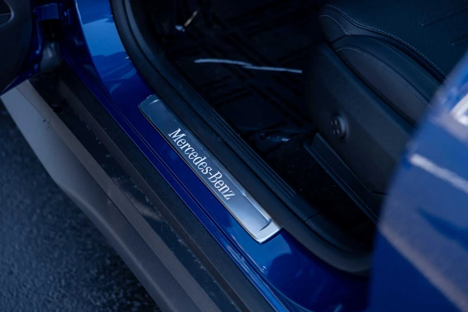 New 2026 Starling Blue Metallic Mercedes-Benz GLC 300 image 13