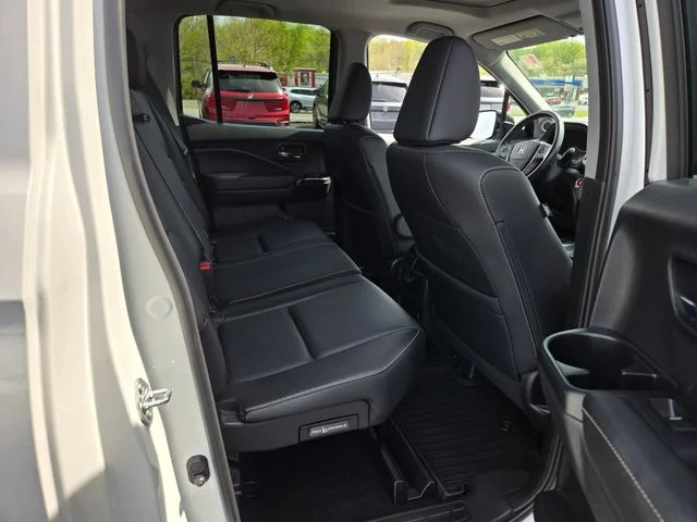 Used 2023 White Honda RTL-E image 19