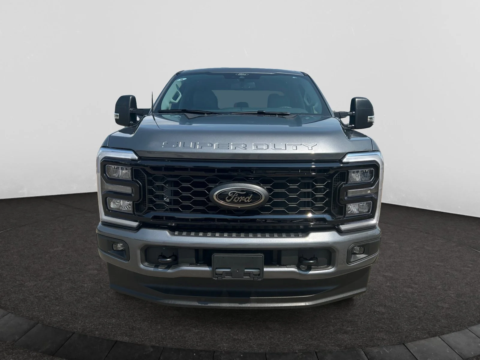 New 2026 Carbonized Grey Metallic Ford XLT image 8
