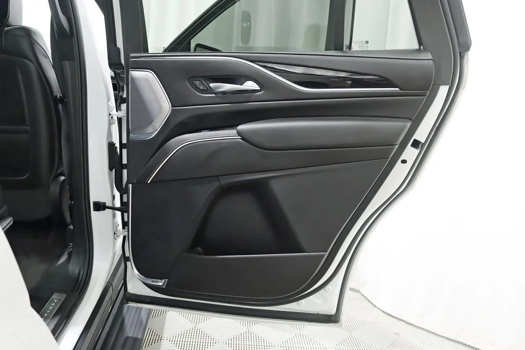 Used 2024 White Cadillac V-Series image 46