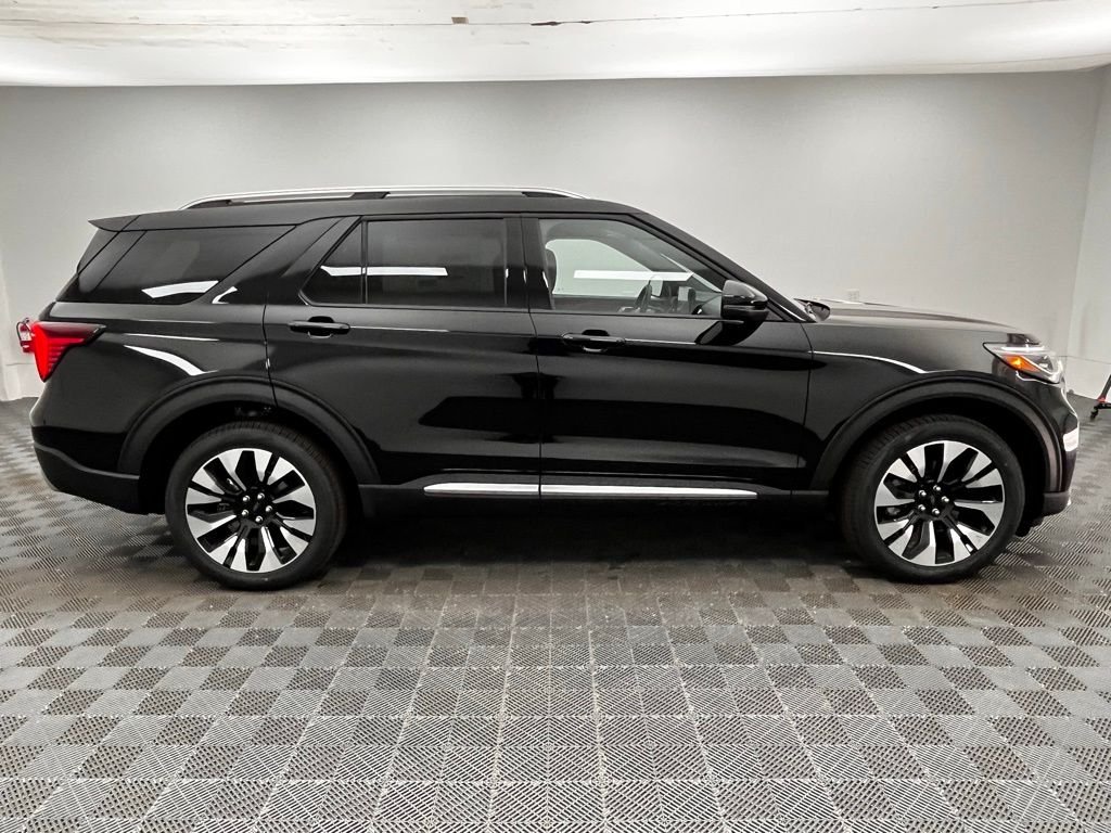New 2026 Black Ford Platinum image 8