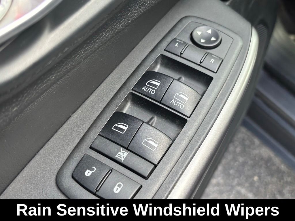 Used 2019 Gray Jeep Limited image 21