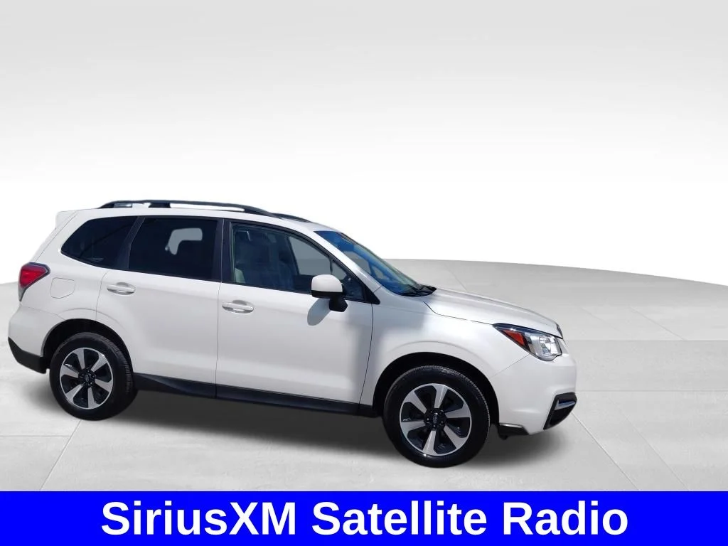 Used 2017 White Subaru 2.5i Premium image 6