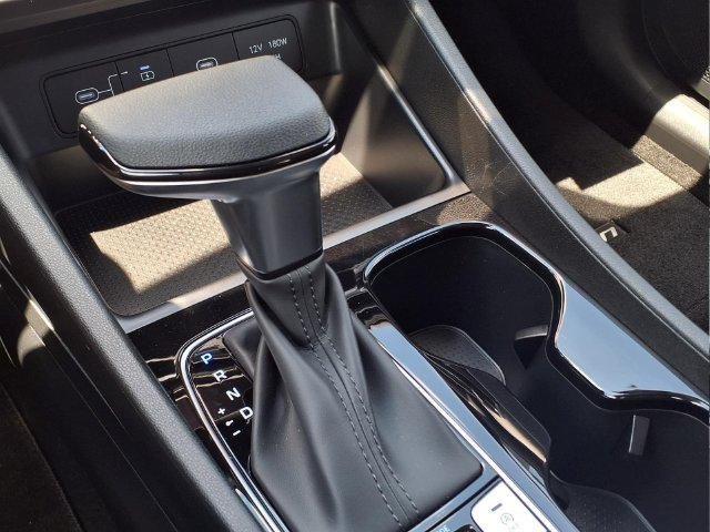 New 2026 White Hyundai SE FWD image 18