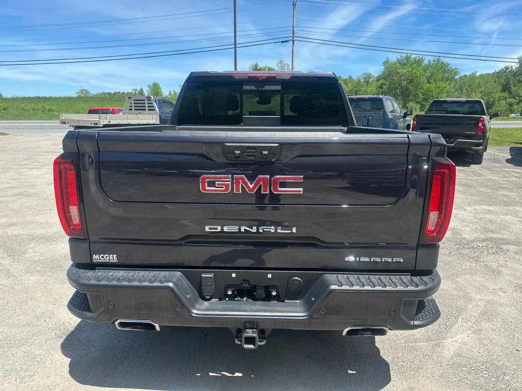 Used 2024 Silver GMC Denali image 4
