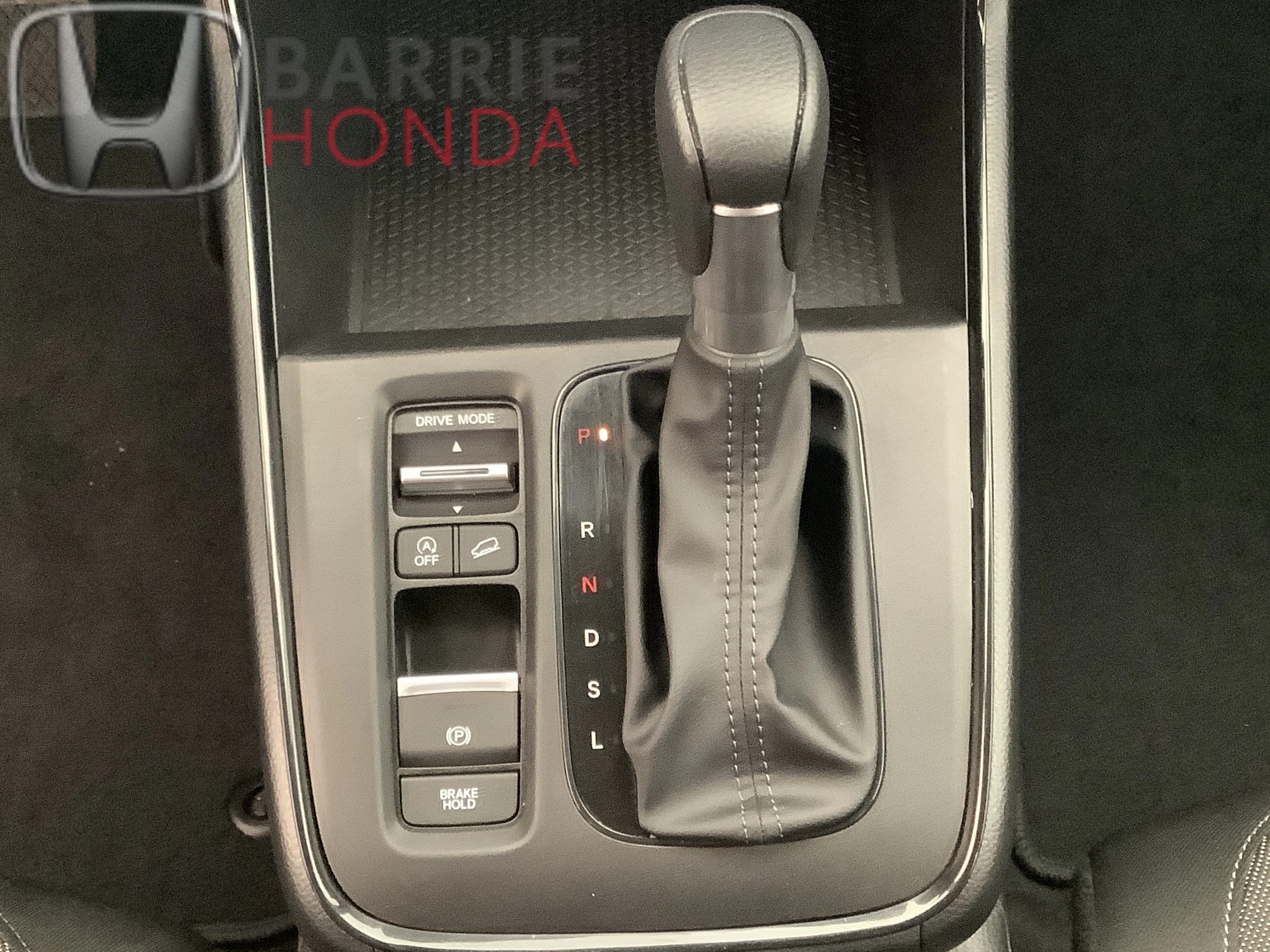 Used 2024 Platinum White Pearl Honda LX-B image 13