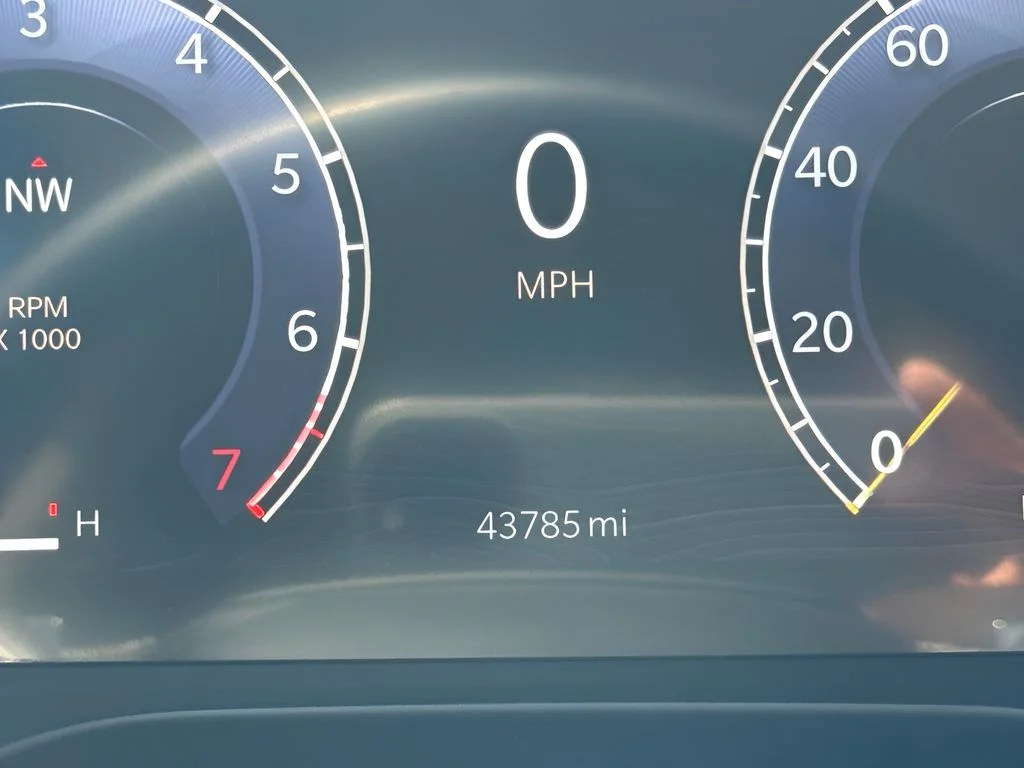 Used 2022 White Jeep Limited image 16
