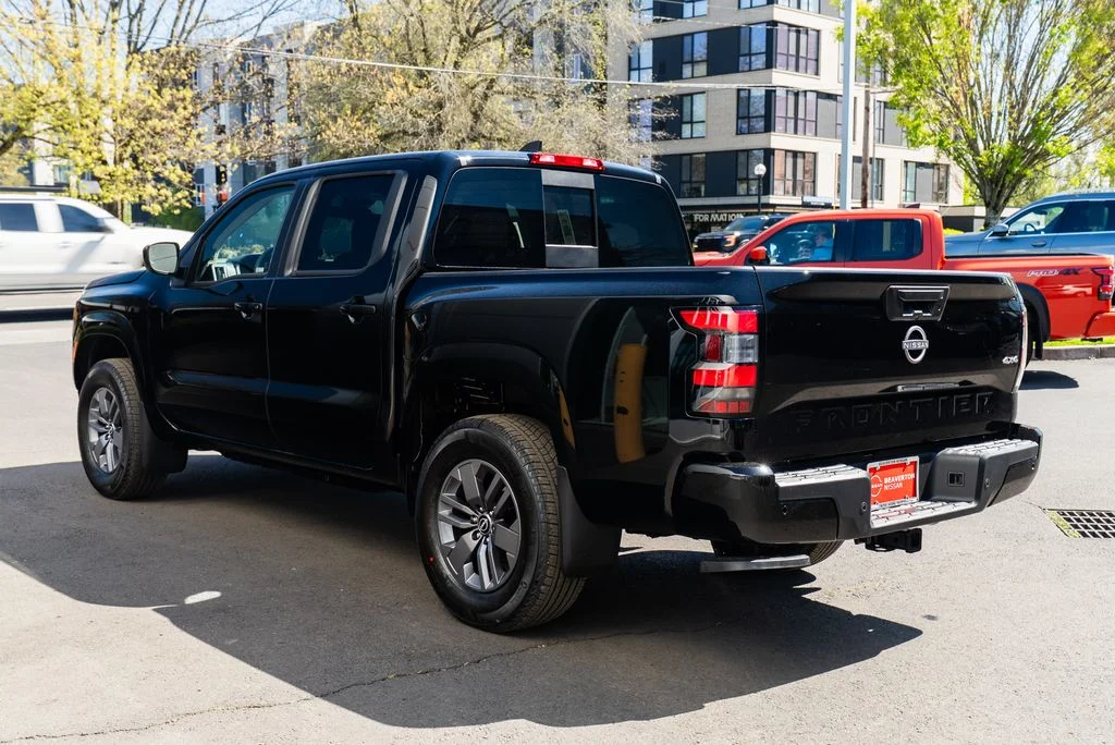 New 2026 Super Black Nissan Crew Cab SV image 4