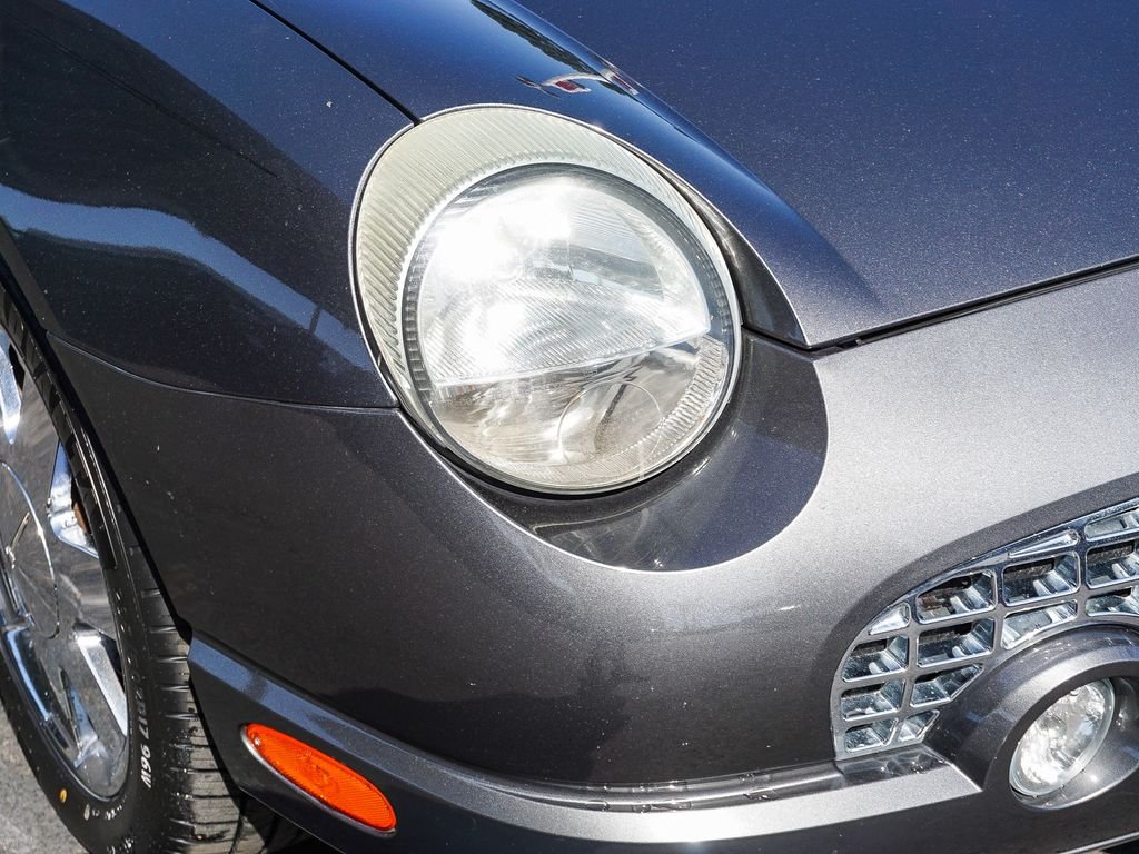 Used 2003 Gray Ford Base image 11