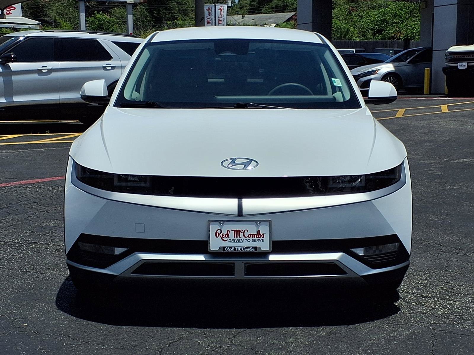 Used 2024 Atlas White Hyundai SEL image 2