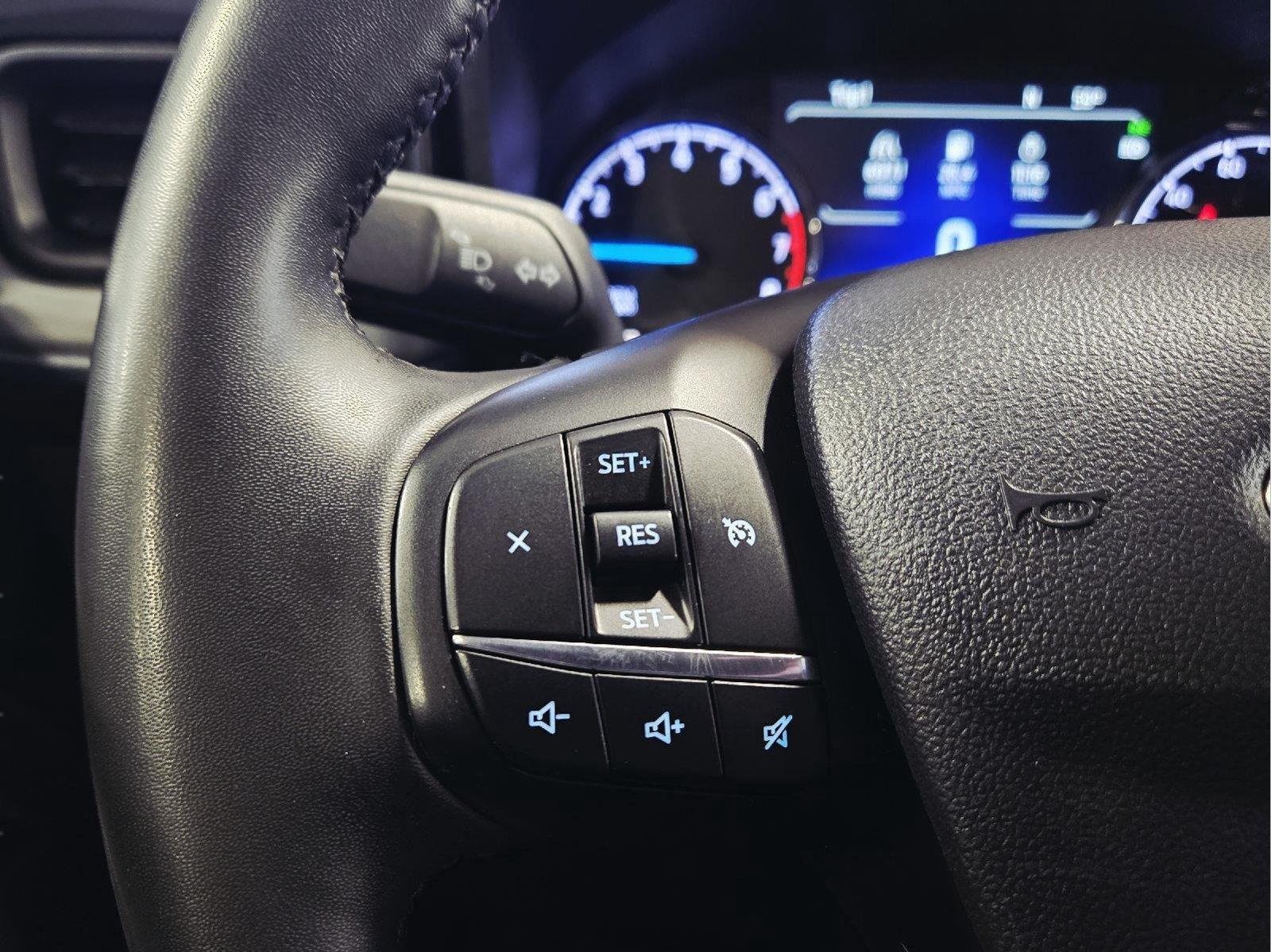 Used 2023 Atlas Blue Metallic Ford XLT image 17