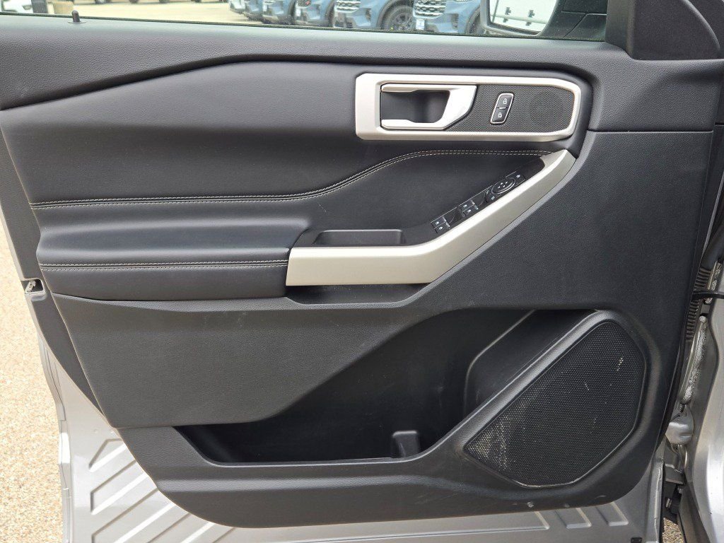 Used 2021 Silver Ford XLT image 20