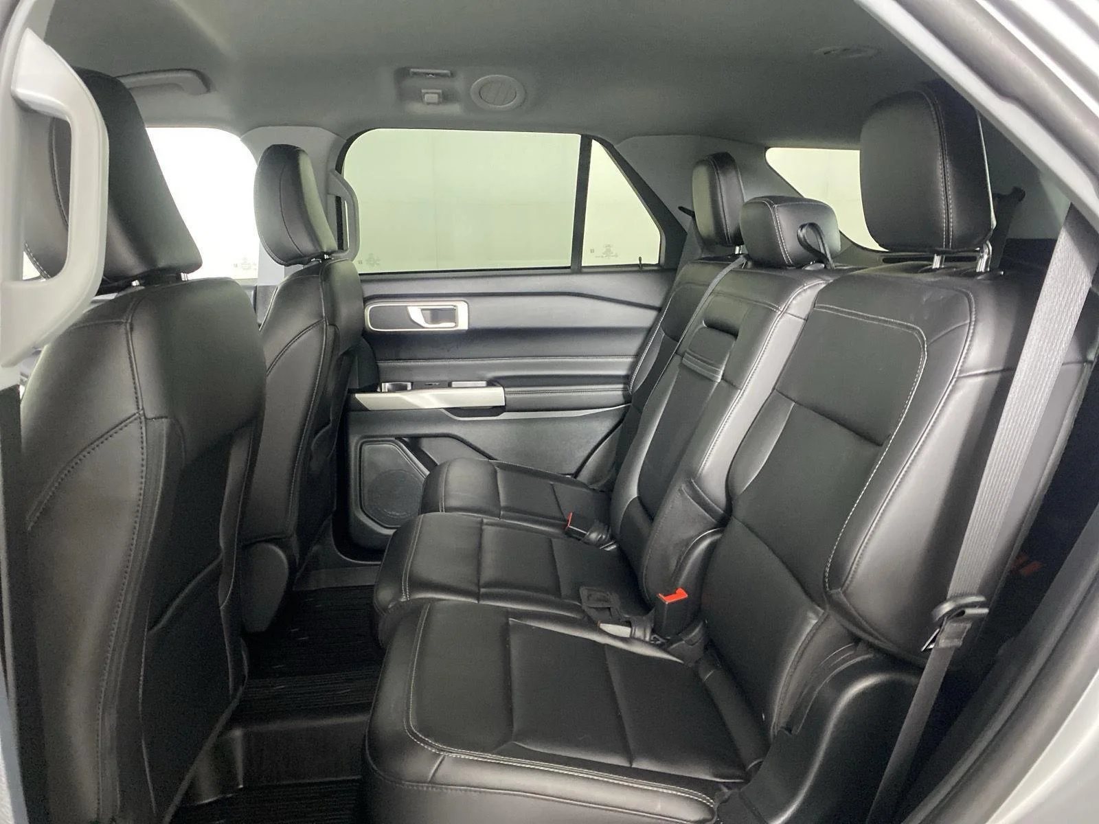 Used 2023 Iconic Silver Ford XLT image 25