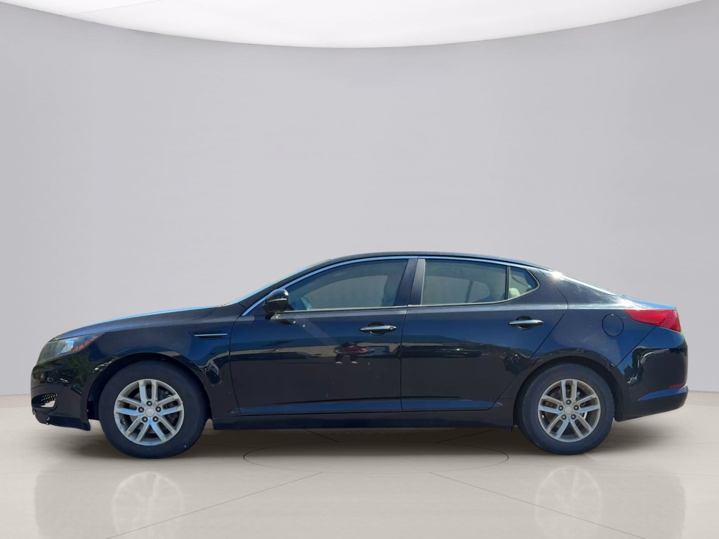 2012 Kia Optima LX - Photo 2