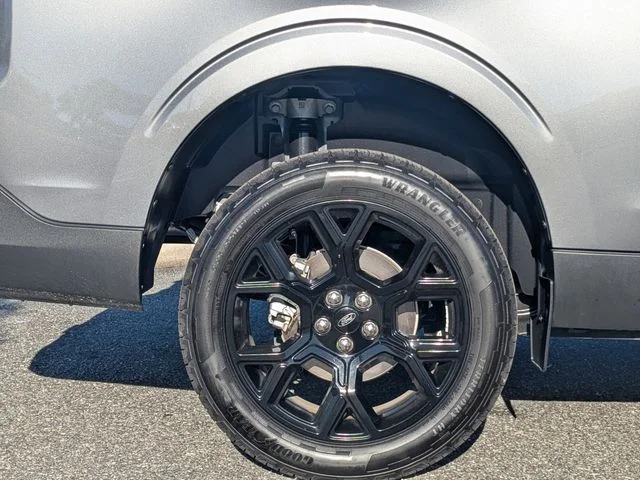 2026 Ford Maverick Lariat - Photo 9