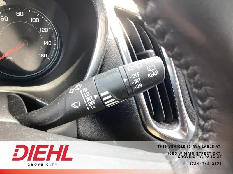 Used 2022 Red Chevrolet LT image 33