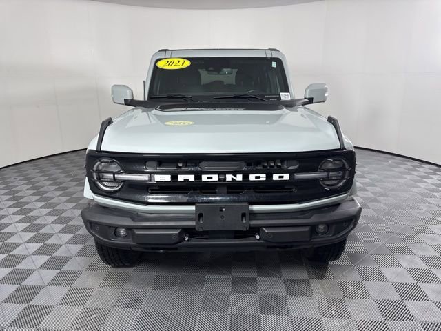 Used 2023 Green Ford Base image 8