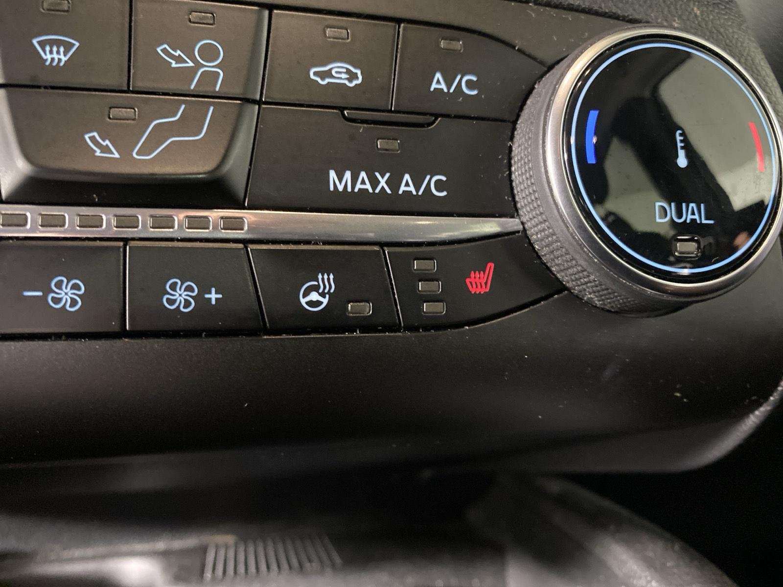 Used 2023 Cinnabar Red Ford Active image 30