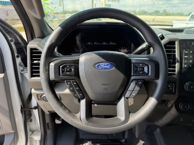 Used 2022 White Ford XL image 21