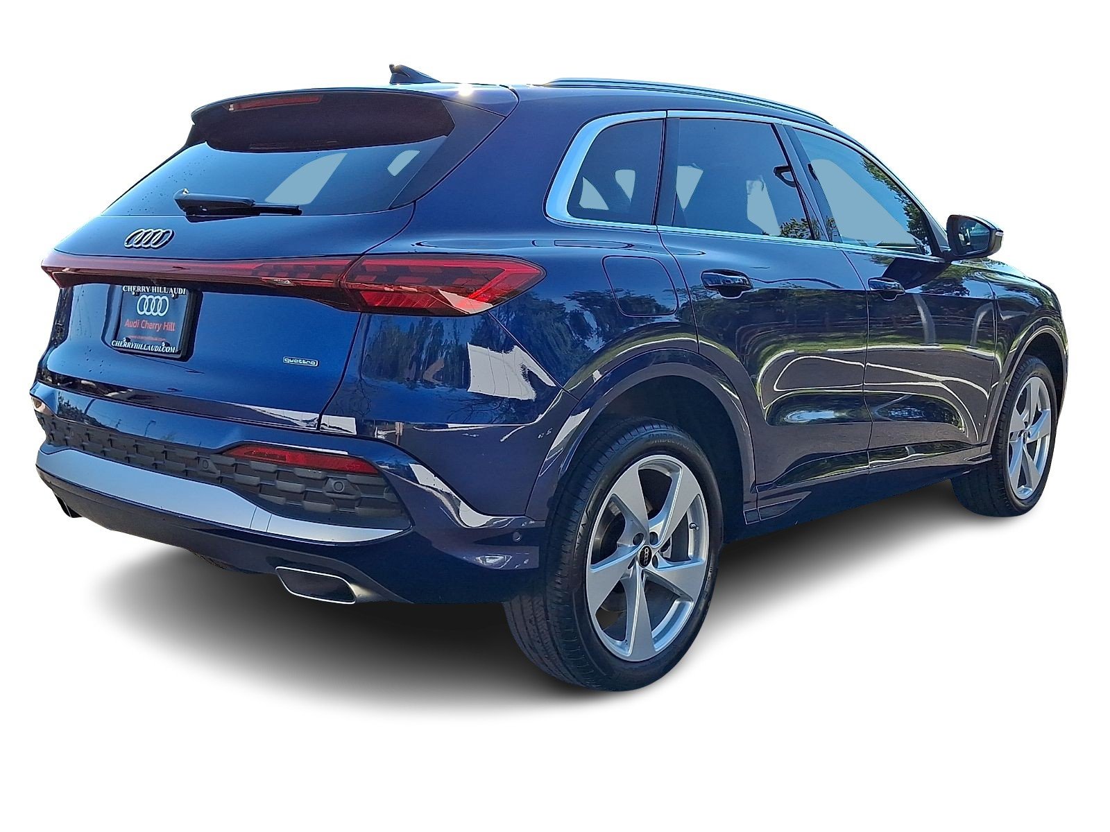 Used 2025 Navarra Blue Metallic   2D2d Audi Premium Plus image 4