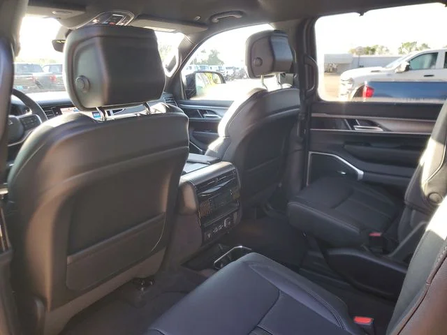 New 2026 High Gloss Black Exterior Paint Jeep Limited Altitude image 12