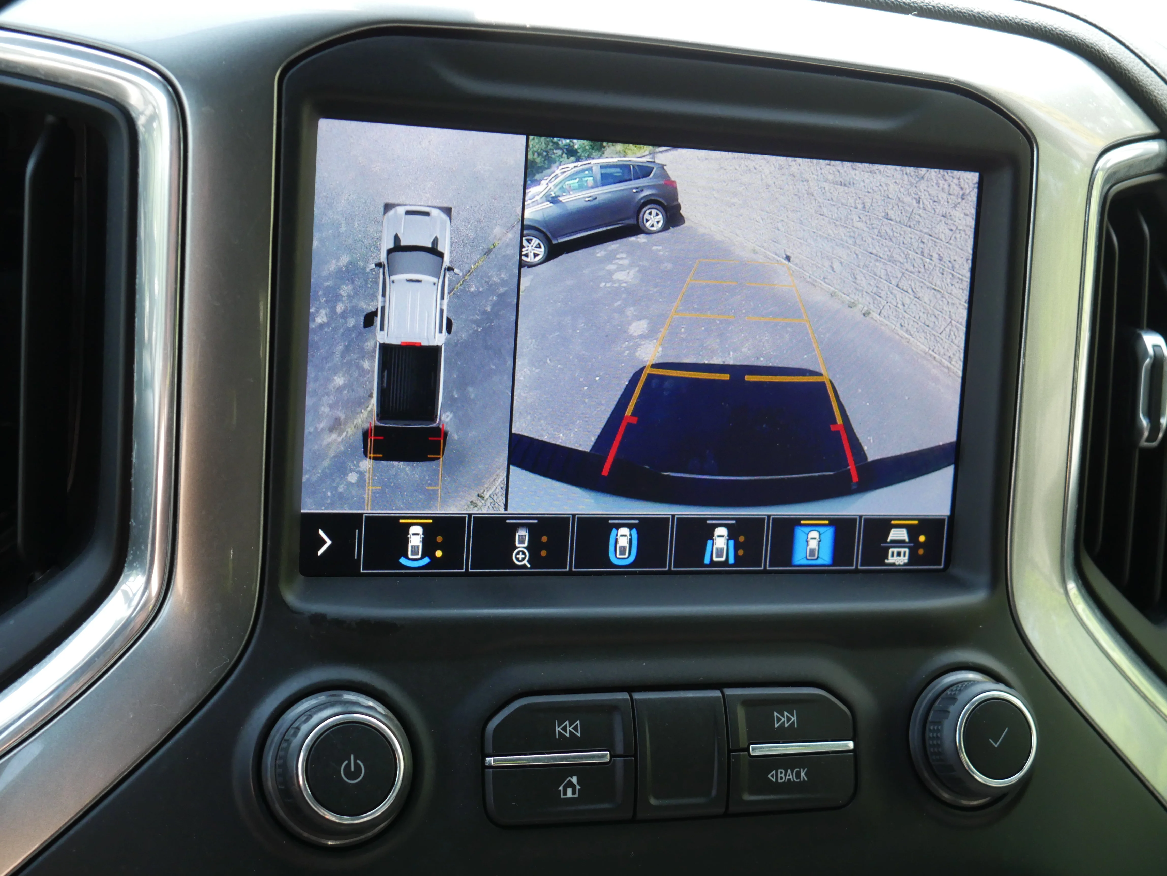 2020 Chevrolet Silverado 2500HD LTZ - Photo 20