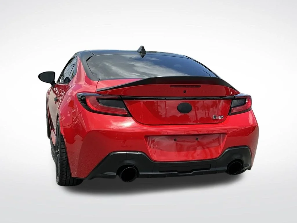 Used 2023  Toyota Premium image 8