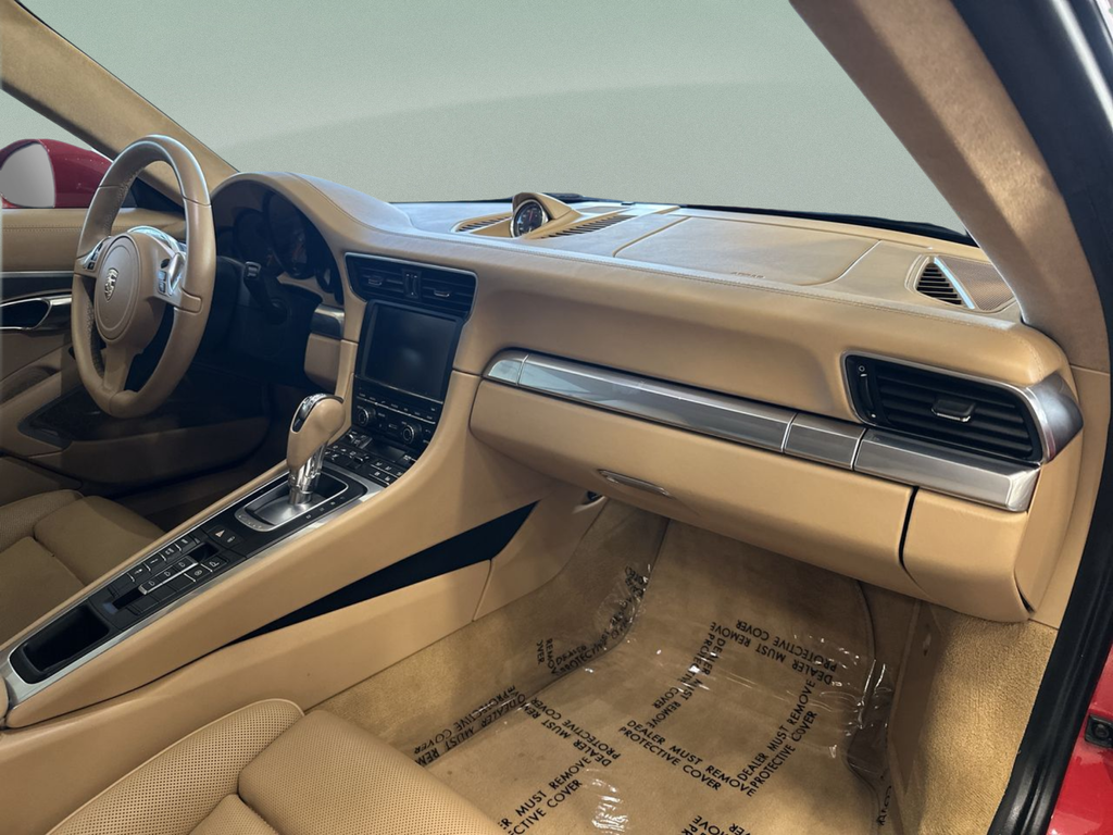 Used 2015  Porsche Carrera S image 32