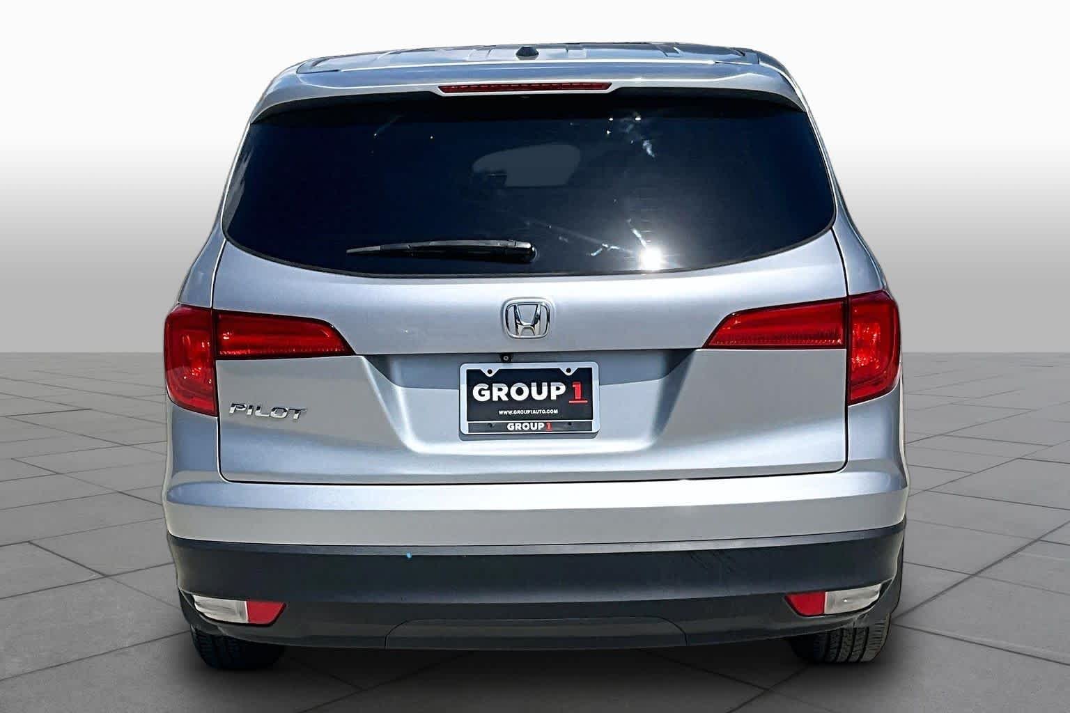 Used 2018 Lunar Silver Metallic Honda EX-L image 5