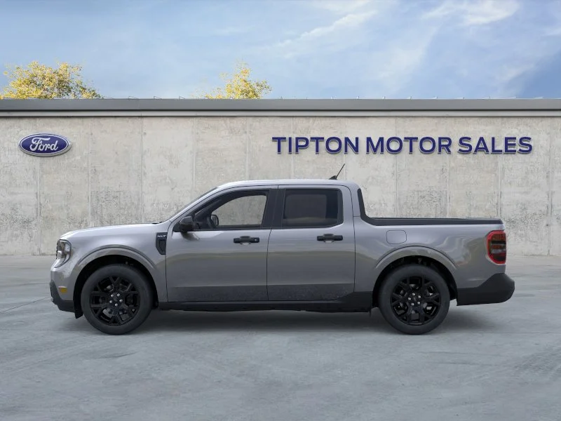 New 2025 Carbonized Gray Metallic Ford XLT image 3