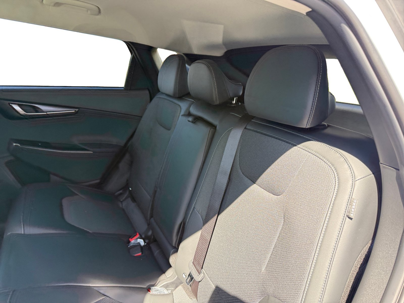 New 2026 Glacial White Pearl Kia Light Long Range image 16