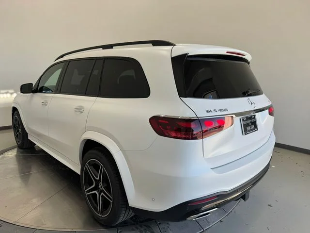 New 2026 Moonlight White Magno Mercedes-Benz GLS 450 image 9